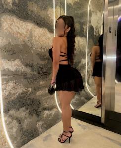 614788530: Chica busca chico en Málaga