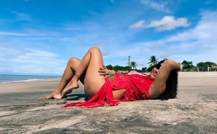 Chica busca chico en Almería: 
