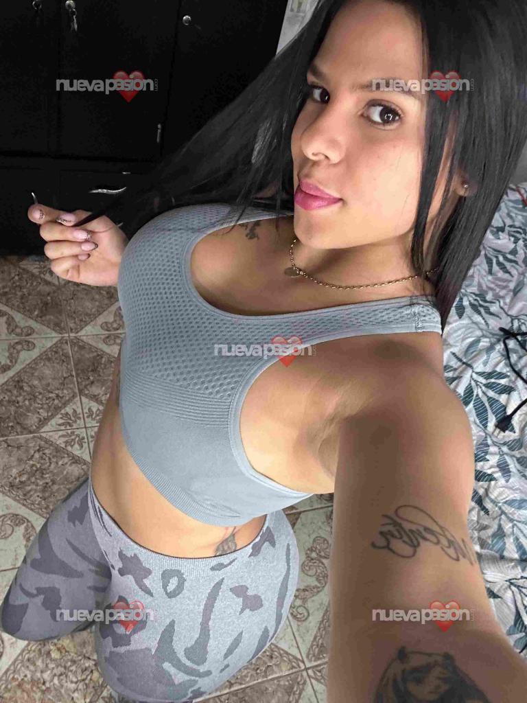 Chica busca chico en Tenerife: 