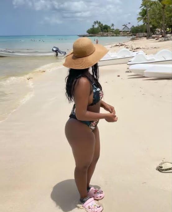 613277751: Chica busca chico en Cádiz