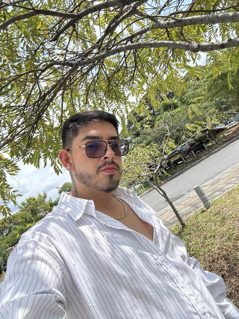 614584297: Chico busca chica en Almería