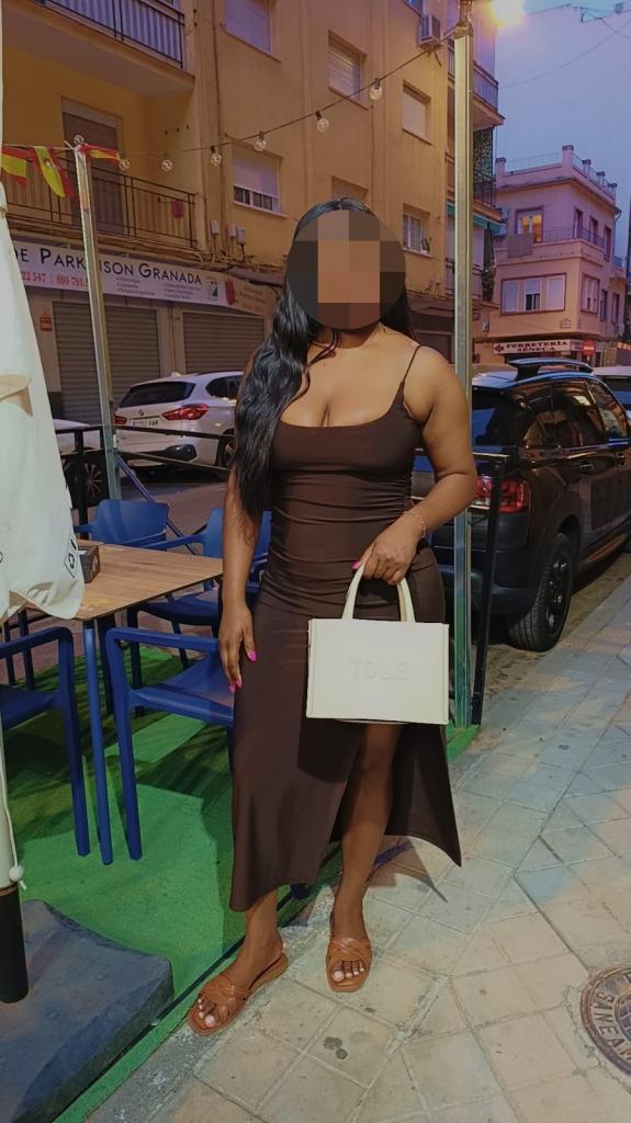 631265788: Chica busca chico en Almería