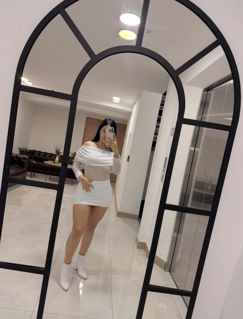 Chica busca chico en Tenerife: 