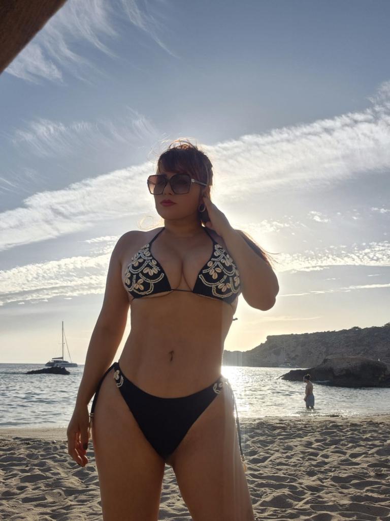 Chica busca chico en Formentera: 