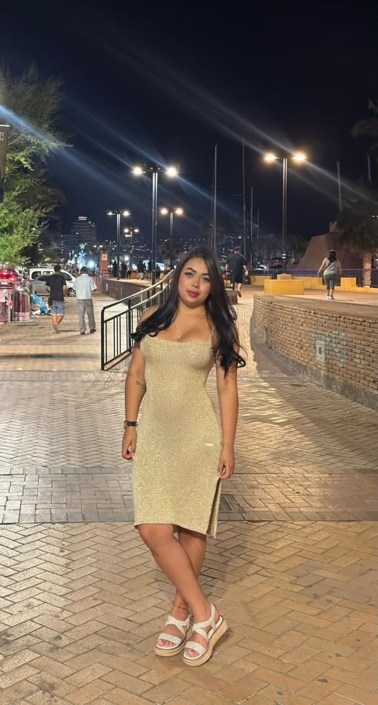 666314526: Chica busca chico en Ibiza