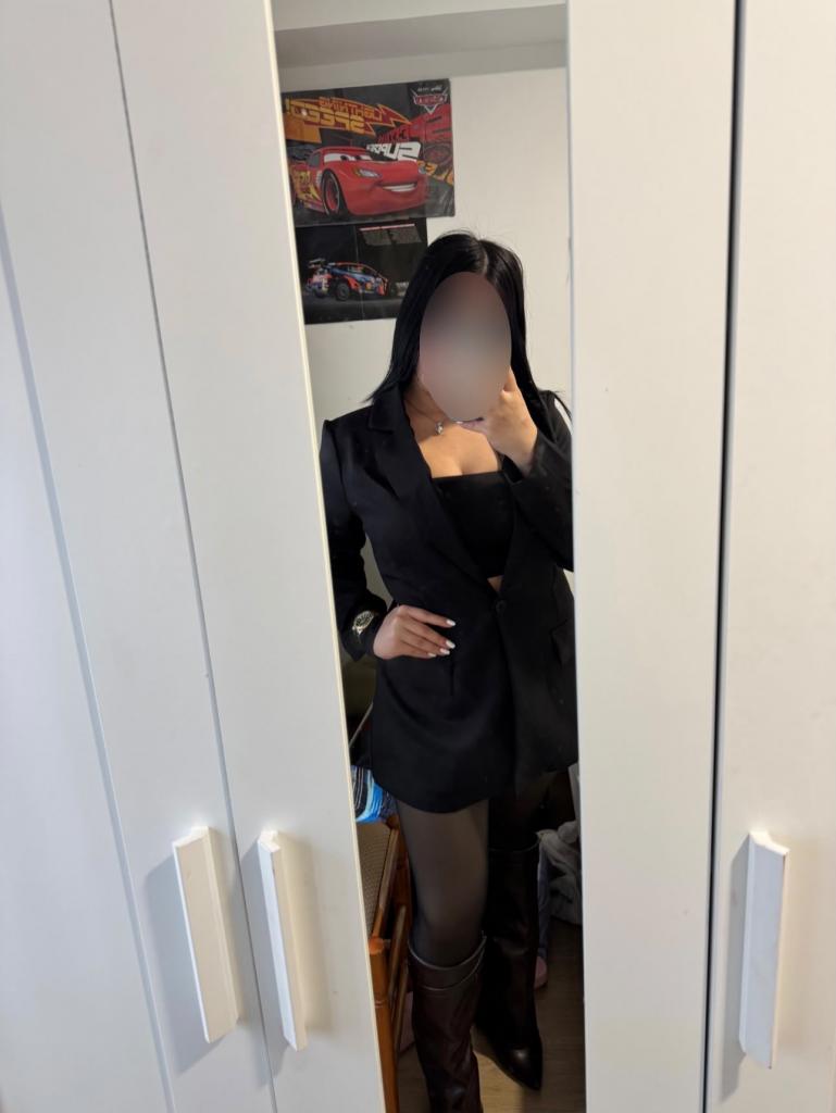 653678612: Chica busca chico en Madrid