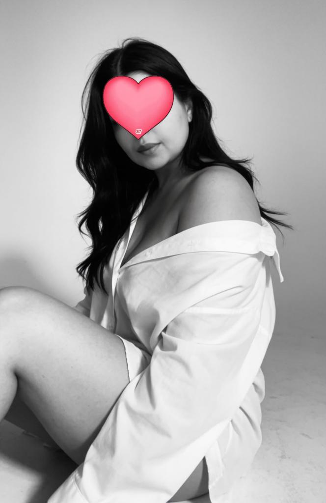 607845508: Chica busca chico en Pontevedra