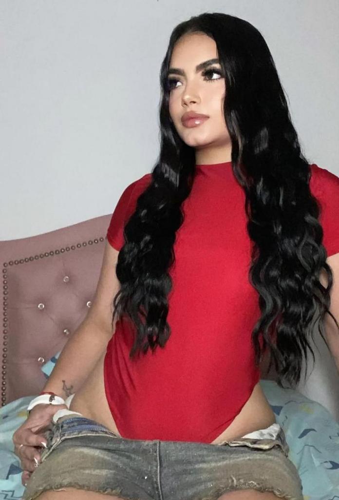 Chica busca chico en Tenerife: 