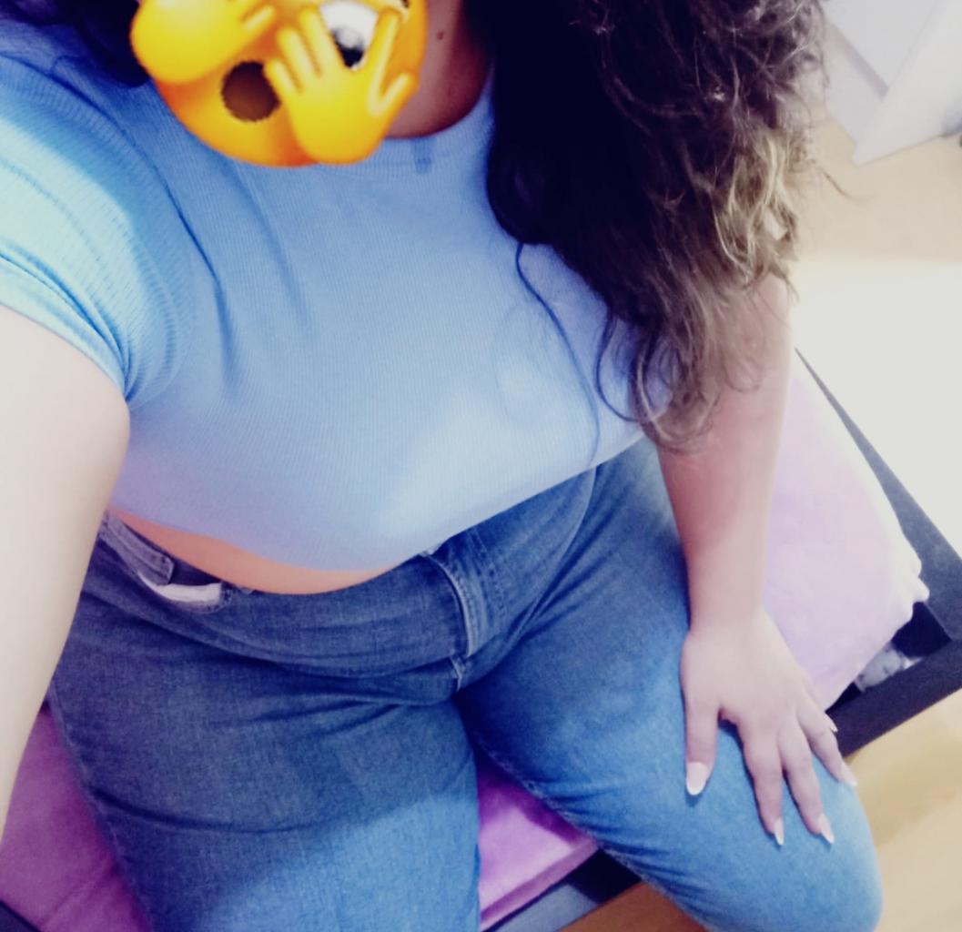 Chica busca chico en Granada: 