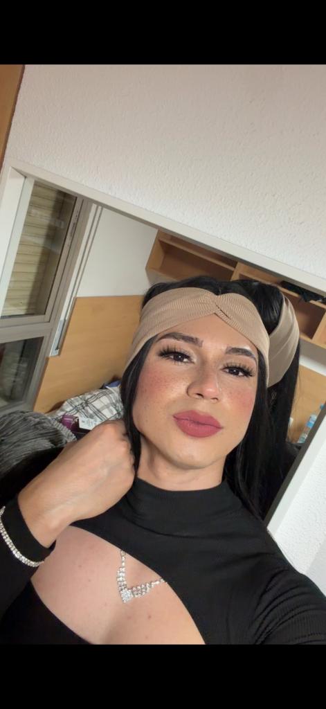 607597132: Travesti en Málaga