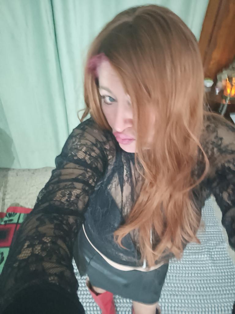 Chica busca chico en Tenerife: 