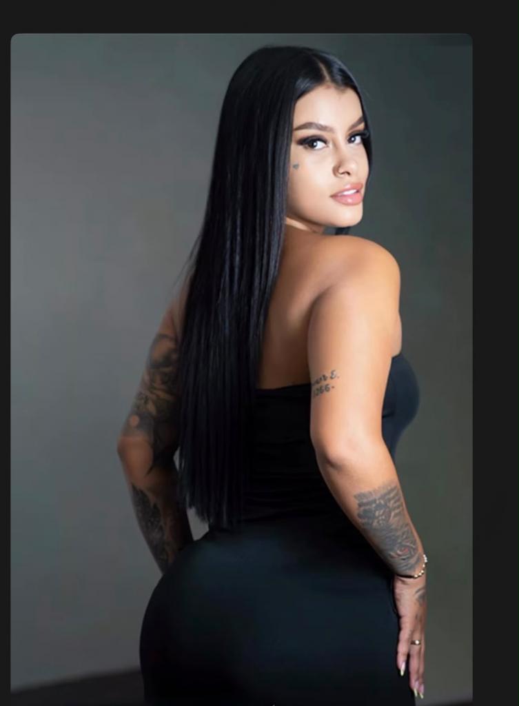 Chica busca chico en Almería: 