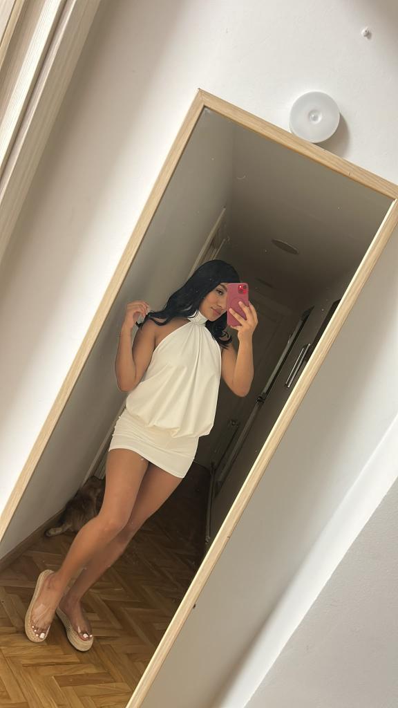 605220127: Chica busca chico en Alicante