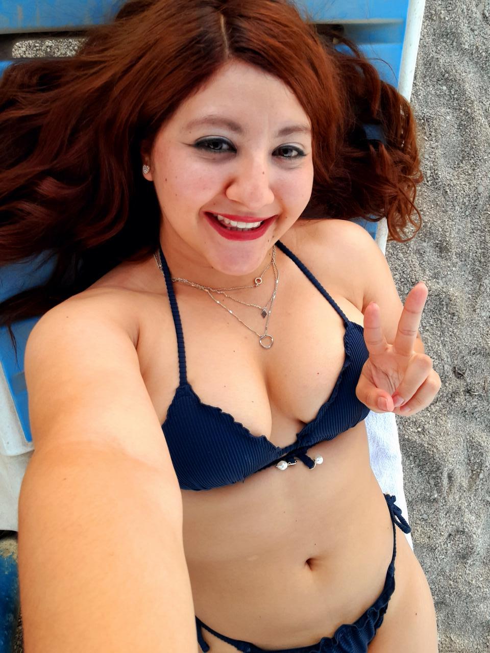 Chica busca chico en Almería: Chica busca chico