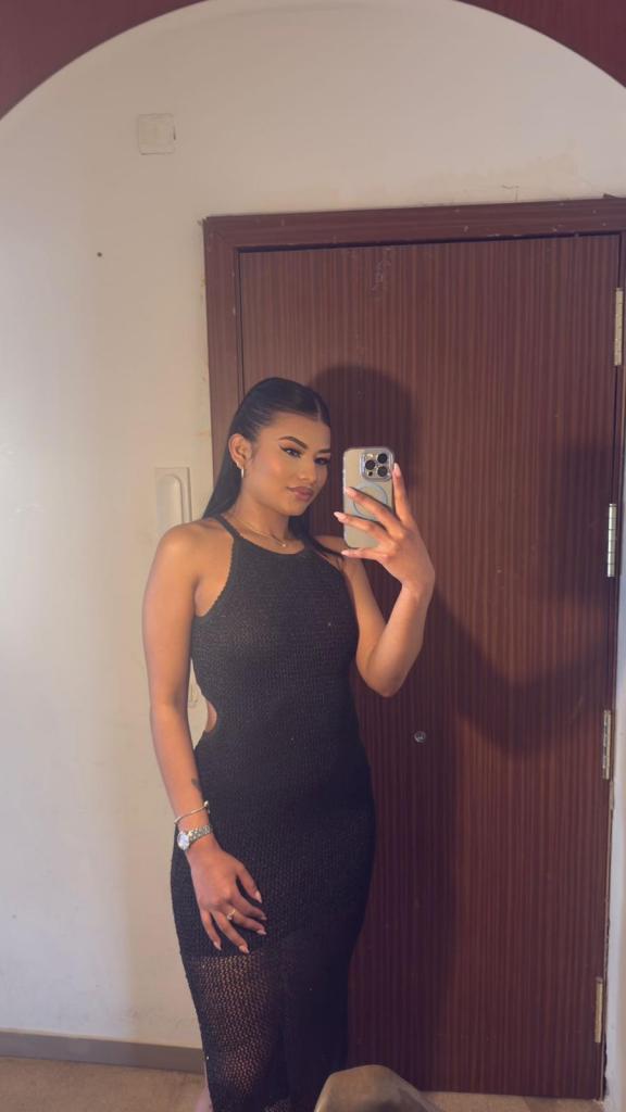 631037396: Chica busca chico en Las Palmas