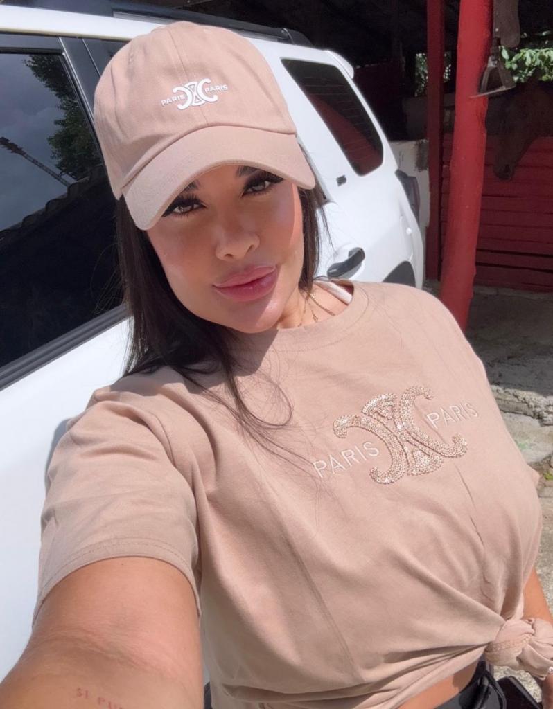 647026466: Chica busca chico en Madrid