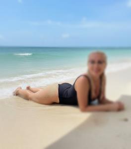 631566371: Chica busca chico en Tarragona