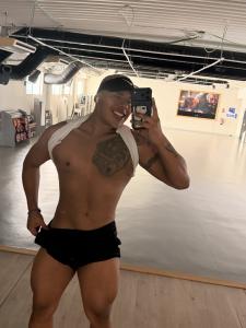 658649299: Chico busca chica en Alicante
