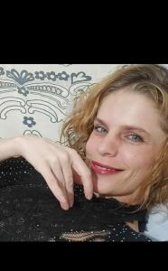 677384025: Chica busca chico en Tarragona