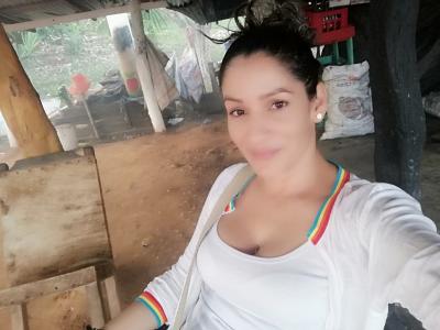 643326954: Chica busca chico en Cáceres