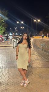 666314526: Chica busca chico en Ibiza