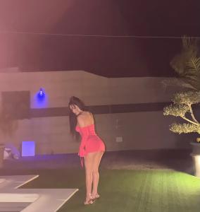 643467156: Chica busca chico en Tarragona