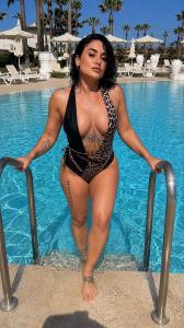 604266747: Chica busca chico en Pontevedra