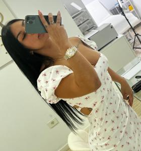 665882099: Chica busca chico en Tenerife