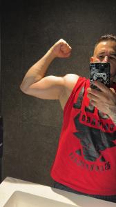 663526446: Chico busca chica en Barcelona