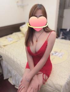 627796445: Chica busca chico en Barcelona