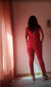 634318279: Chica busca chico en Madrid