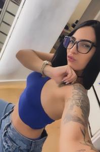 615342209: Chica busca chico en La Coruña