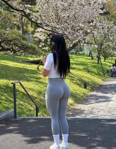 667646246: Chica busca chico en Pontevedra