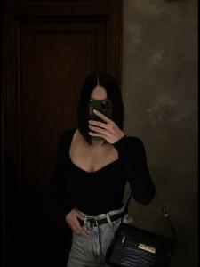 664634514: Chica busca chico en Málaga