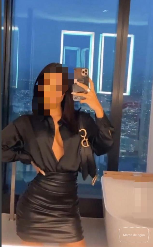 611325664: Chica busca chico en Málaga