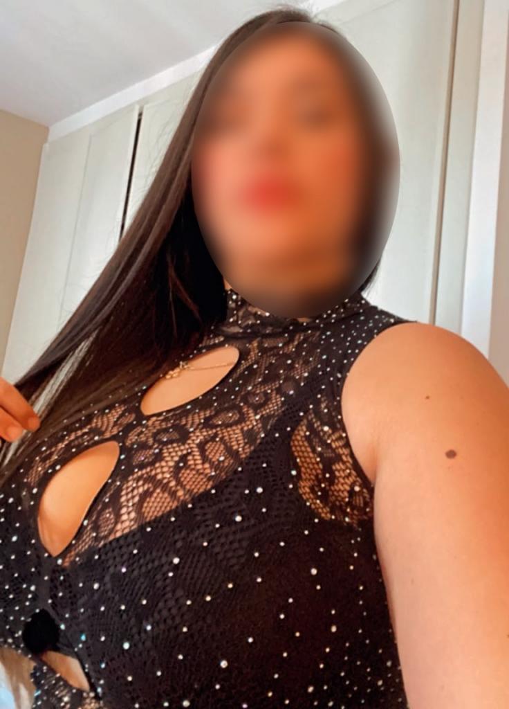 747466617: Chica busca chico en Alicante