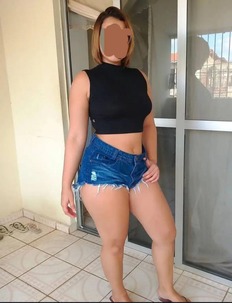 Chica busca chico en Almería: 