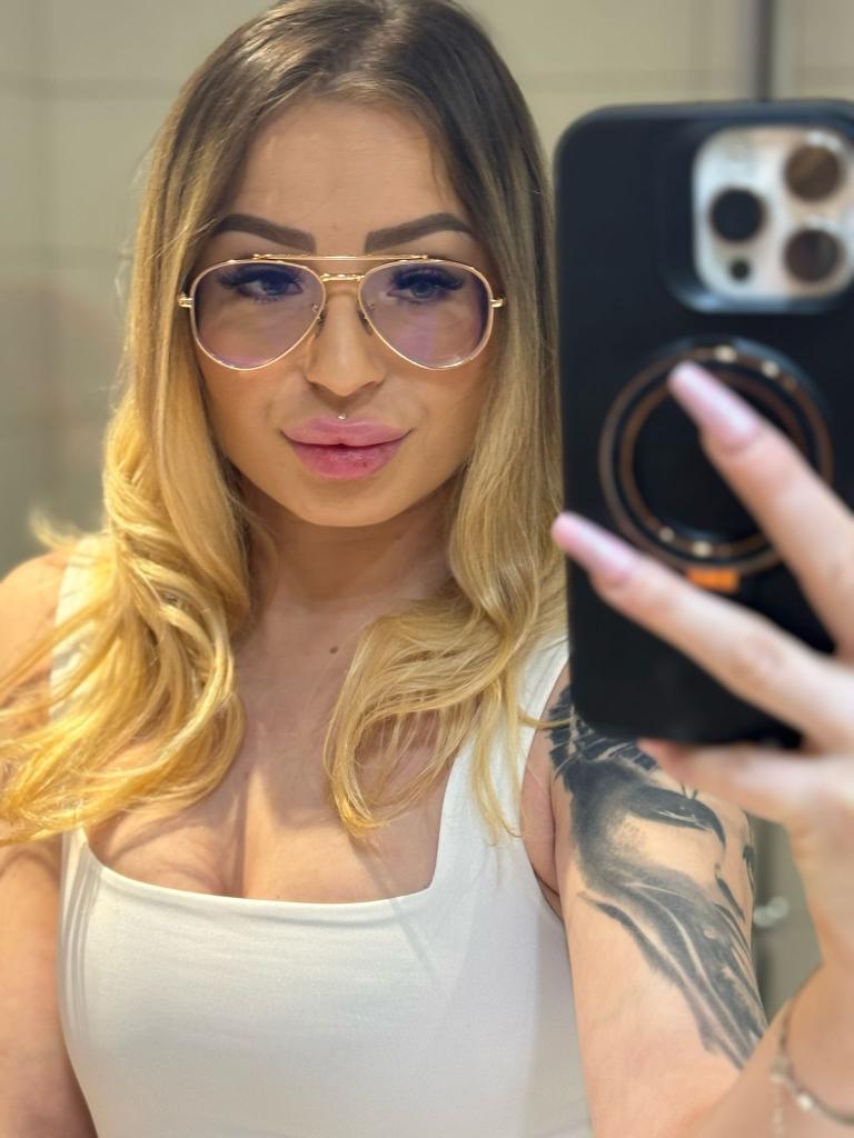 Chica busca chico en Mallorca: Chica busca chico