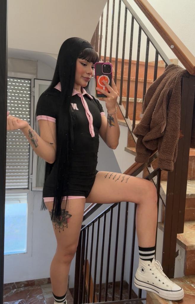 664099382: Chica busca chico en Valencia