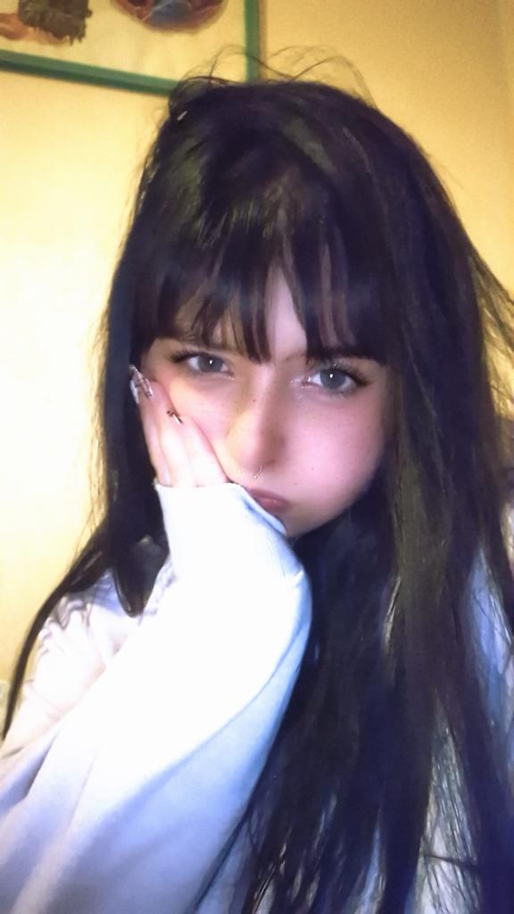 658678765: Chica busca chico en Valencia