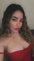697319639: Chica busca chico en Gerona