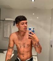 613540896: Chico busca chica en Valencia