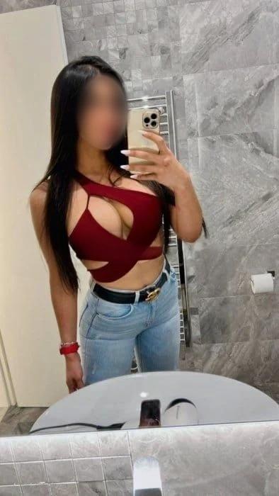 Chica busca chico en Lérida: 