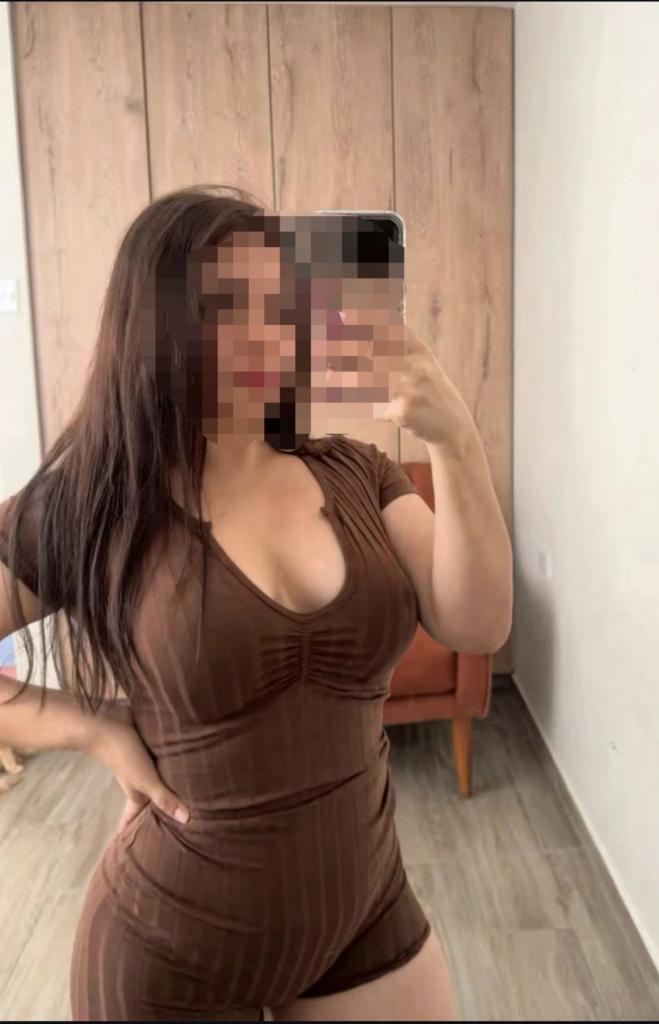 743011947: Chica busca chico en Cáceres