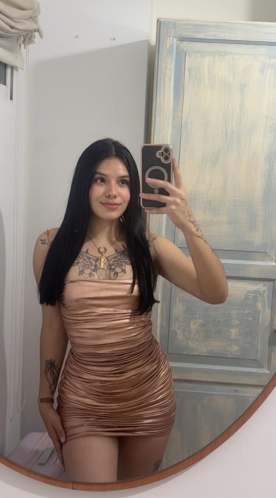 600928115: Chica busca chico en Málaga