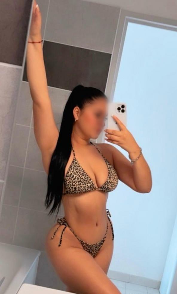 Chica busca chico en Tenerife: 