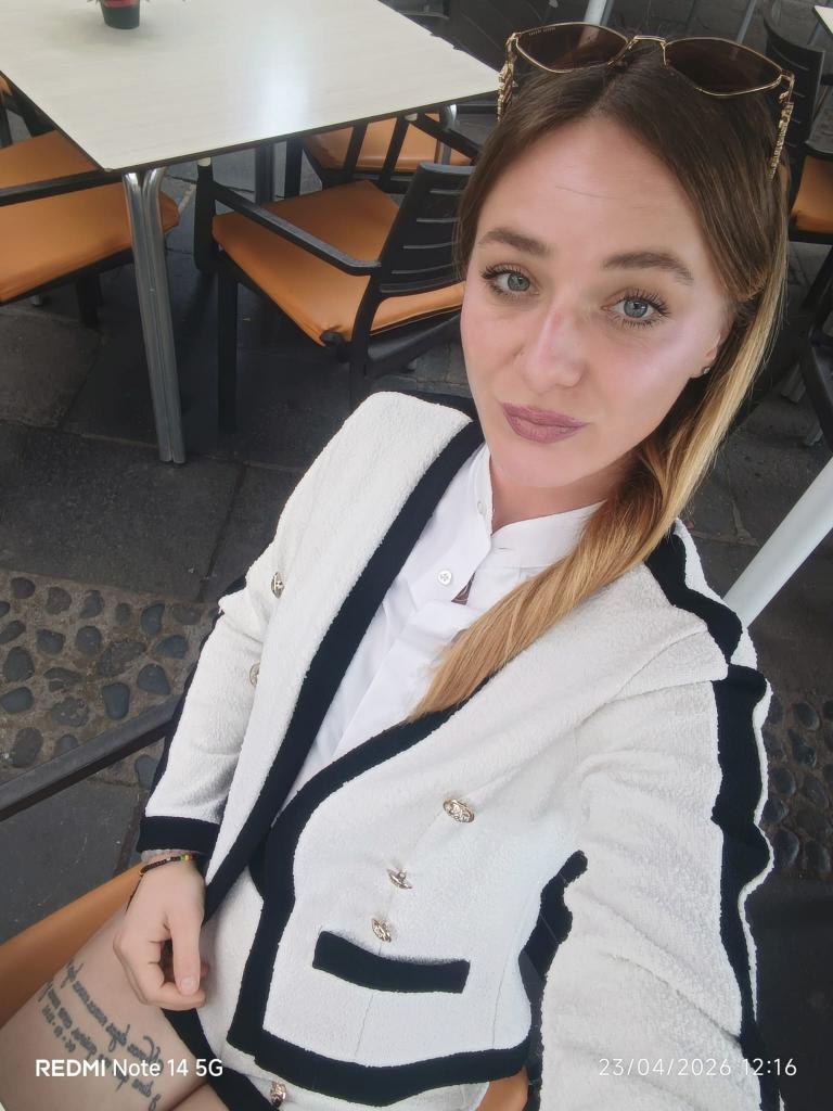 Chica busca chico en Tenerife: 