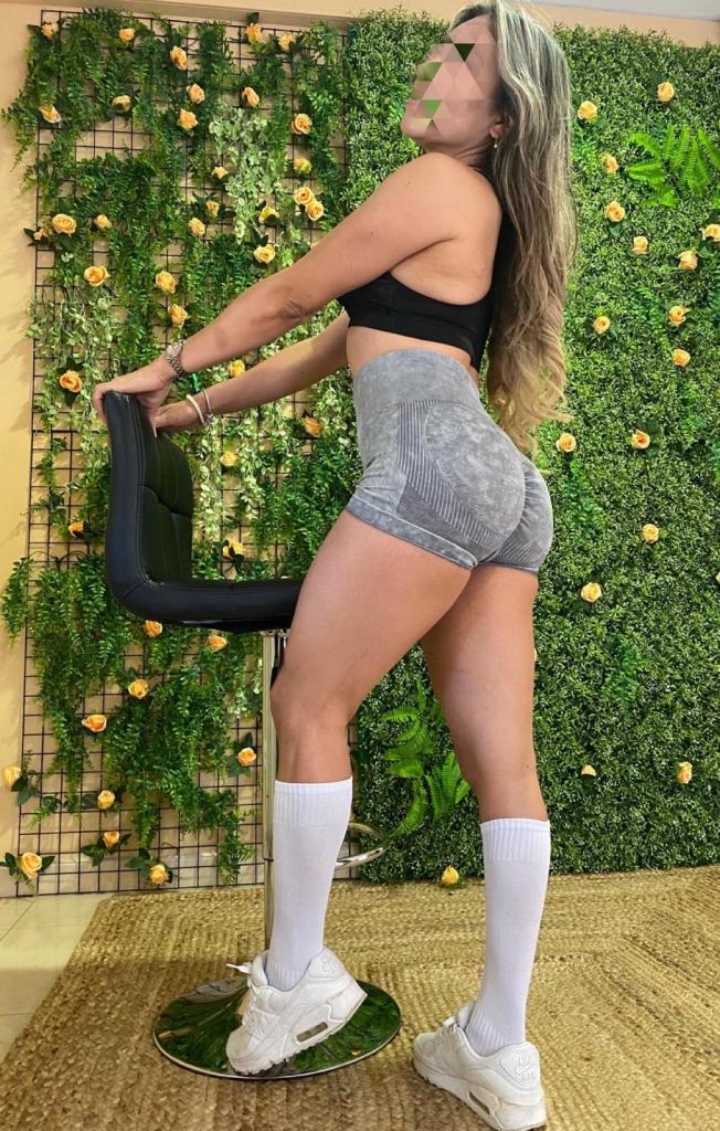 Chica busca chico en Madrid: Chica busca chico