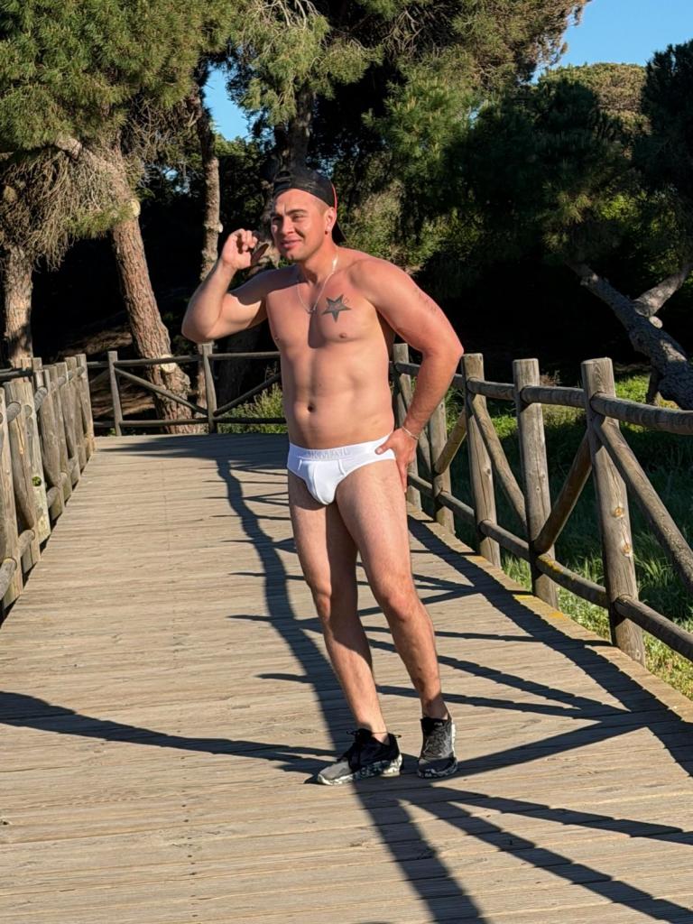 Chico busca chica en Málaga: 