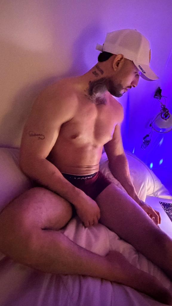 Chica busca chico en Barcelona: 